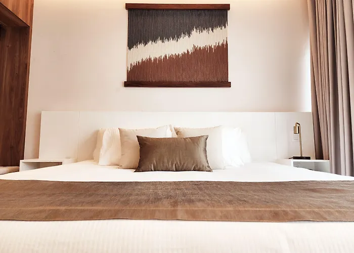 Singular Dream Residences 3*